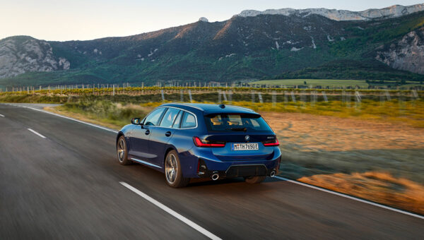 BMW 320d xDrive Touring 190 km, Diesel – zdjęcie 3