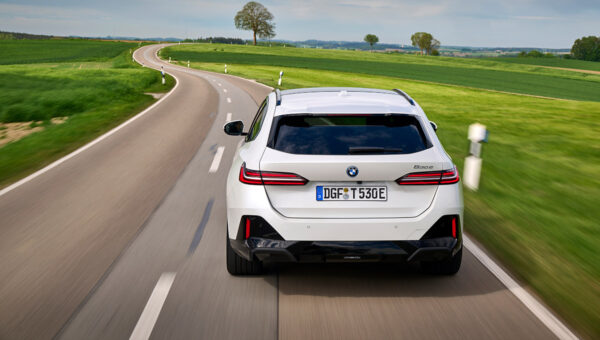 BMW 520d xDrive Touring 197 km, diesel – zdjęcie 4